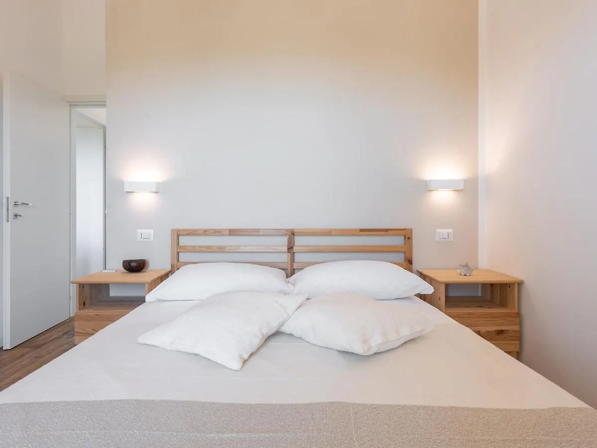 Villa Mika Capitana 0*,  Olaszország